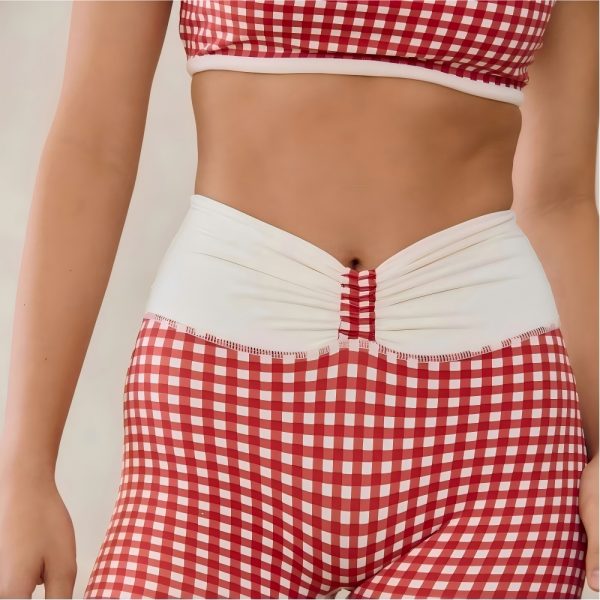 Checkered yoga set waistband seam review for private label sportswear production
