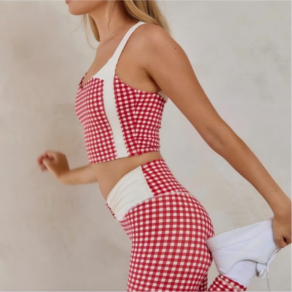 Checkered yoga set sample for private label sportswear production review