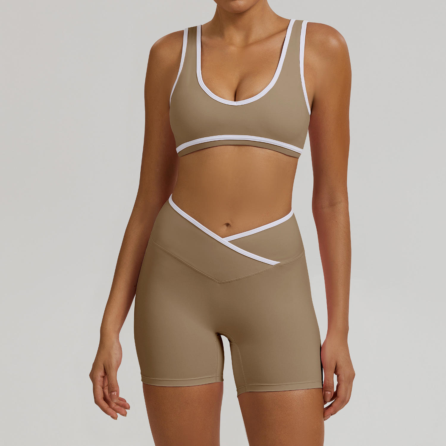 Women's colorblock activewear set sample for private label sportswear production